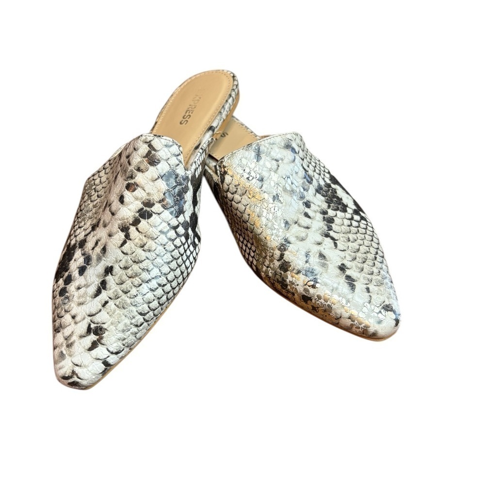 Express women’s snakeskin flat loafers size 6 preloved in excellent condition - Picture 4 of 6